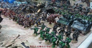 Illustration for article titled Check Out This Amazing Warhammer 40K Collection from Korea